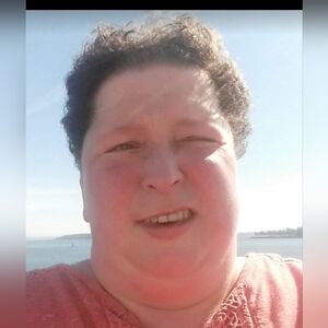 Meet your Posher, Taunya.